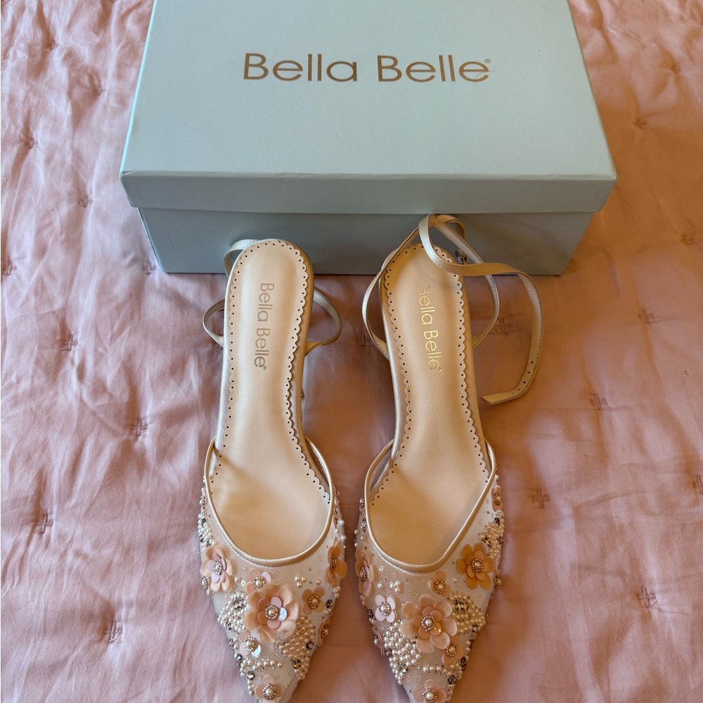 Bella Belle Rosa Blush Low Blush Pink Wedding Heels Size 8.5 Flowers and Beading